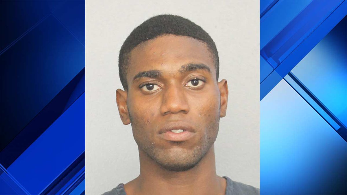 Lauderhill officers arrest 22-year-old man accused of murders bit.ly/2yVTWjd?source… https://t.co/206mUCpbe1