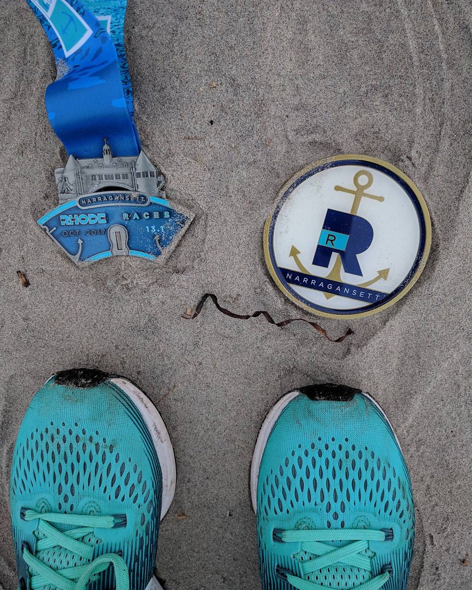 runnerantics's tweet photo. 1st in my age group at the Rhode Races Narragansett Half!! heck yes! #rhoderaces #racetherhode https://t.co/I3olNQWohH