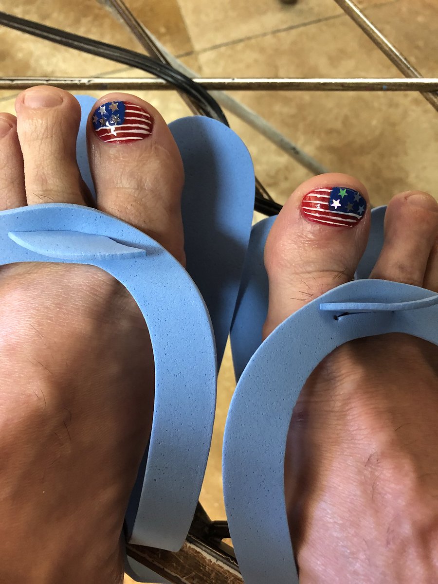 timthearmymedic's tweet photo. When you go to an @ImpactAHero retreat & gala to have all the other Veterans talk you into getting your toes done like ‘Murica! #ToeBling https://t.co/IYoHOfSvT0