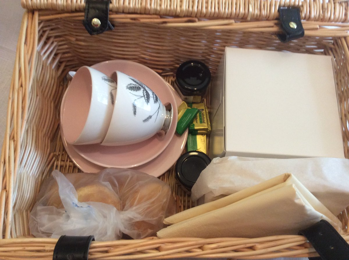 JanDuchess's tweet photo. We are offering Hampers and vouchers for Hampers for a limited time.  #afternoontea https://t.co/0vS95eWVXQ