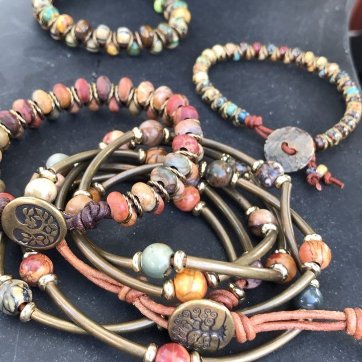jfulwiler1's tweet photo. Lin Standke makes such beautiful jewelry. You can buy on Dec 2-3 at 3502 Parmenter Street #Creating4aCause https://t.co/ZRqJnRgXPG https://t.co/Y9ogcx76Vr