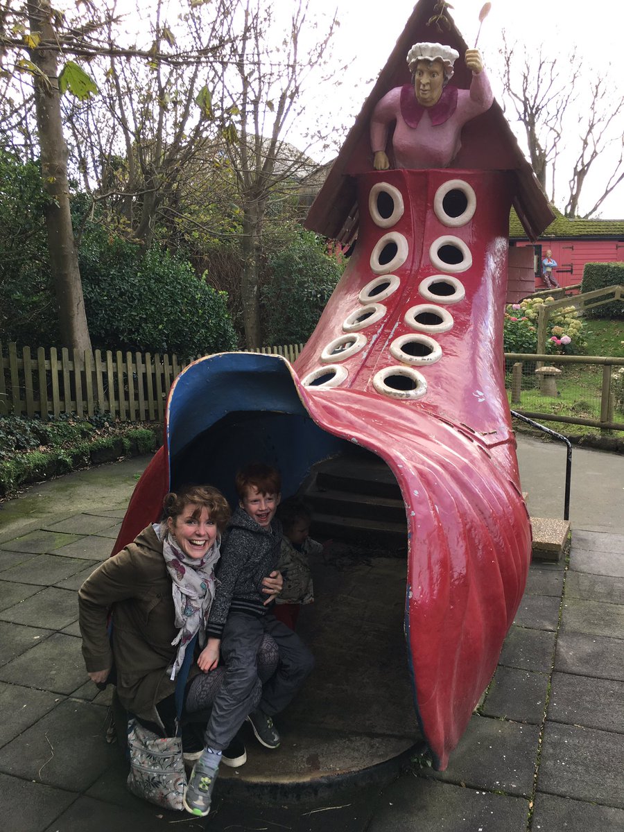FunKeyFMusic's tweet photo. Feeling refreshed after a mini break on the IOW. Couldn't resist some photos in nurseryland at blackgang chine...! https://t.co/jxBKm2OLZW