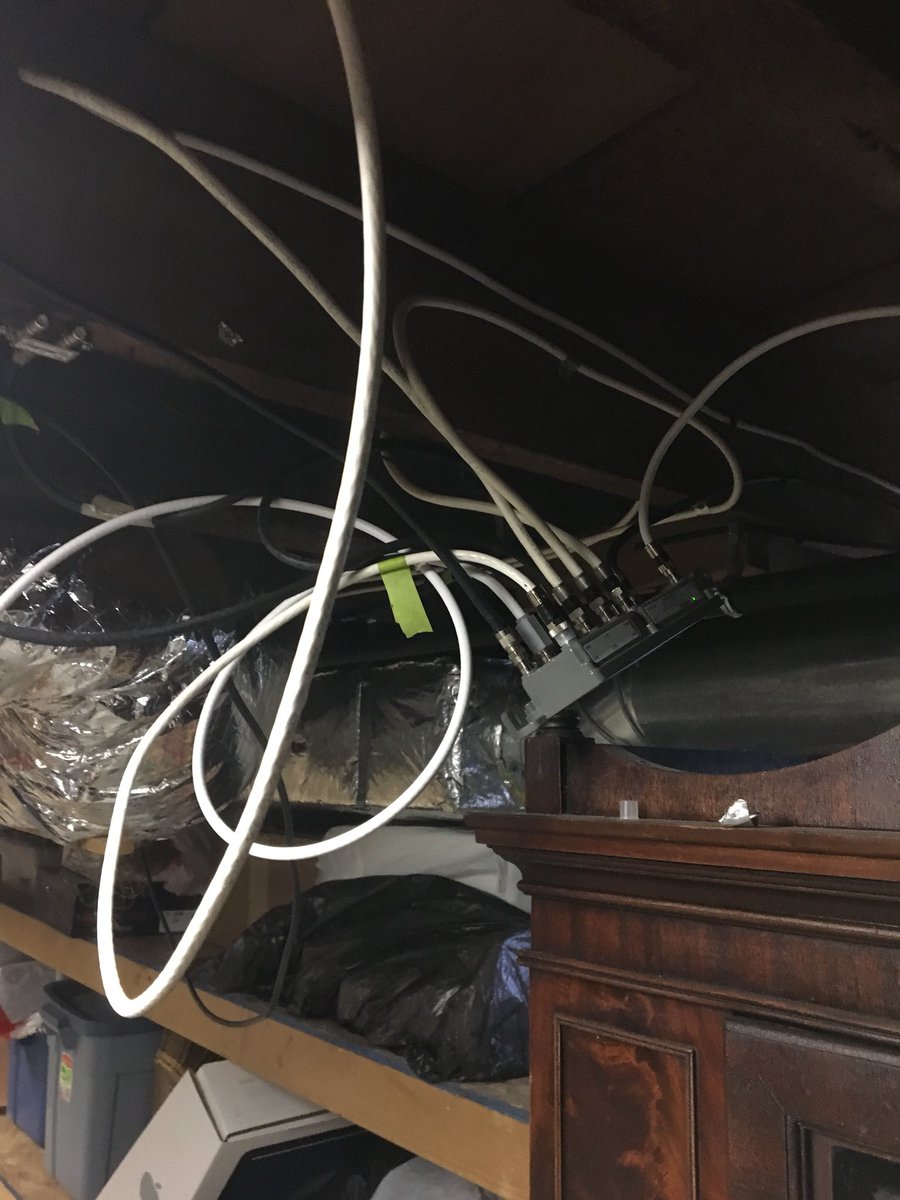 ChrisMasseDSC's tweet photo. @XFINITY @comcastcares Extremely disappointed with the quality of this installation today! Your technician could care less about neatness! https://t.co/iE6XeAuv9l