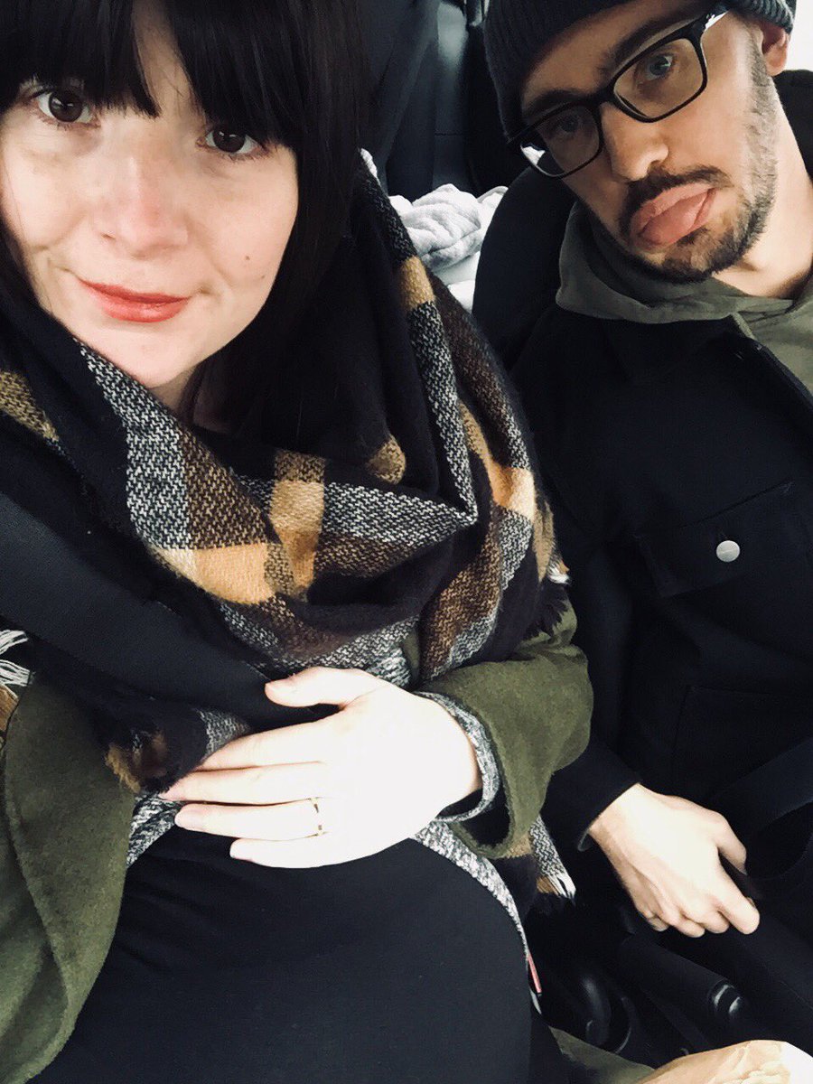 Zaamazone's tweet photo. Et dire que j’ai le modèle réduit dans le bidon... ☺️❤️ #40sa https://t.co/guhbov0Mty