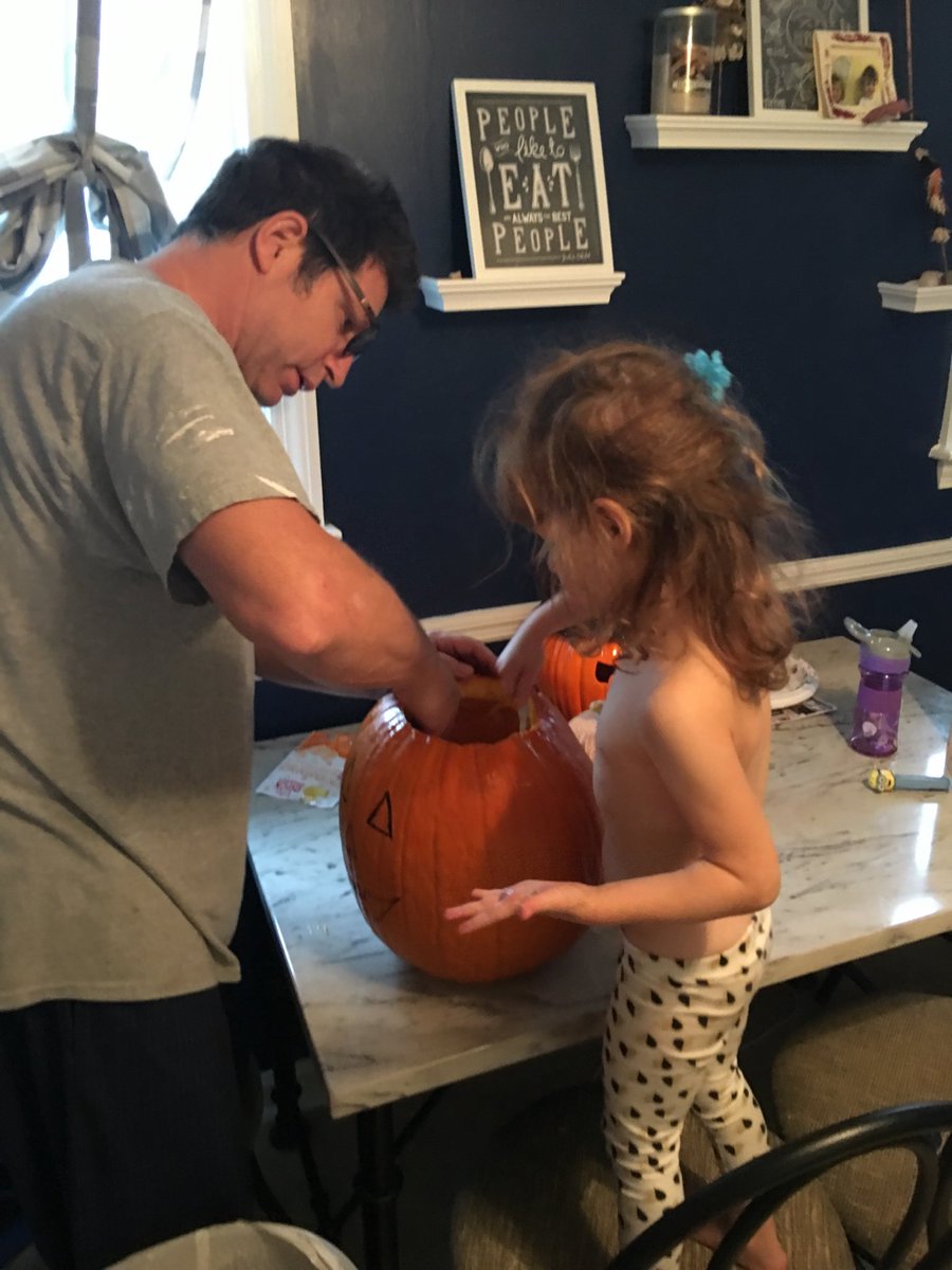 Emmy Loving Pumpkin Carving 🎃🎃🎃