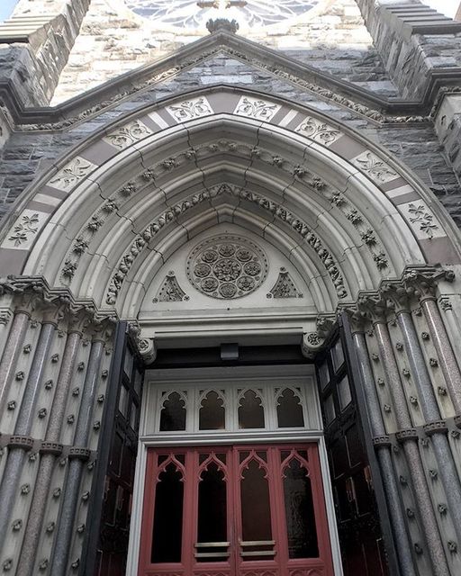 FamilyMakes's tweet photo. Repost @mackinawroad a history lesson for your morning- St.Patrick's is the oldest parish in Washington DC, established in 1794 #Discoverdc https://t.co/7elnB0baXJ