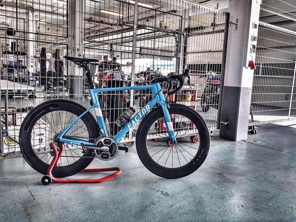 FactorBikes's tweet photo. BEYOND Fast - Pro motorbike riders in Estoril, Portugal wondering which bike is faster. #FACTORisBEYOND https://t.co/0tu6SpYBFU