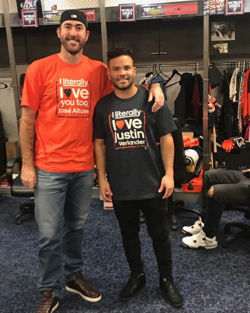 ¿Cuánto mide José Altuve? - Altura - Real height DNVQWFdW4AY5lV_