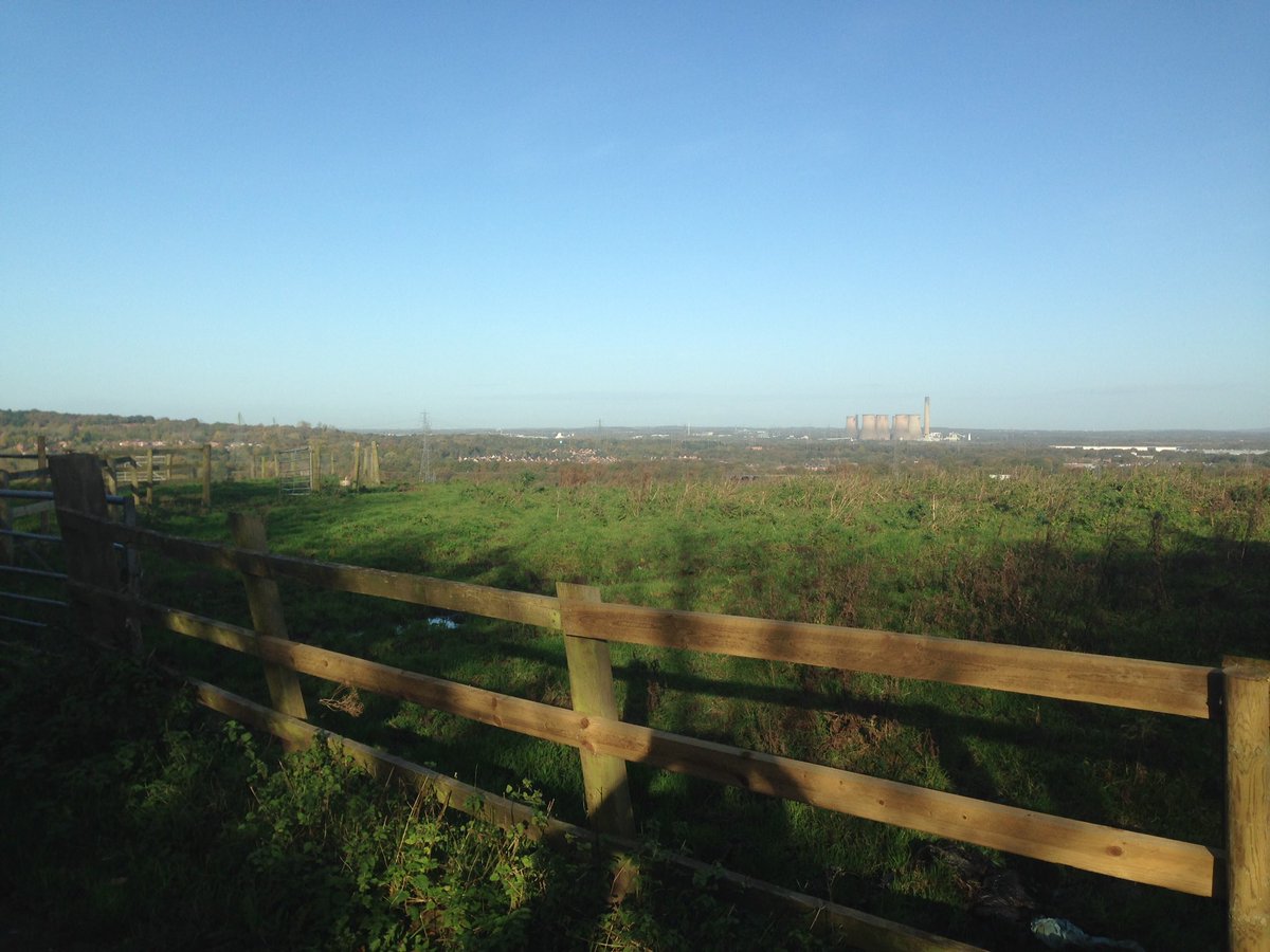 37 mile cycle this morning, beautiful weather, good company, nice breakfast. Hope we get these conditions a good few Sunday's over Winter.