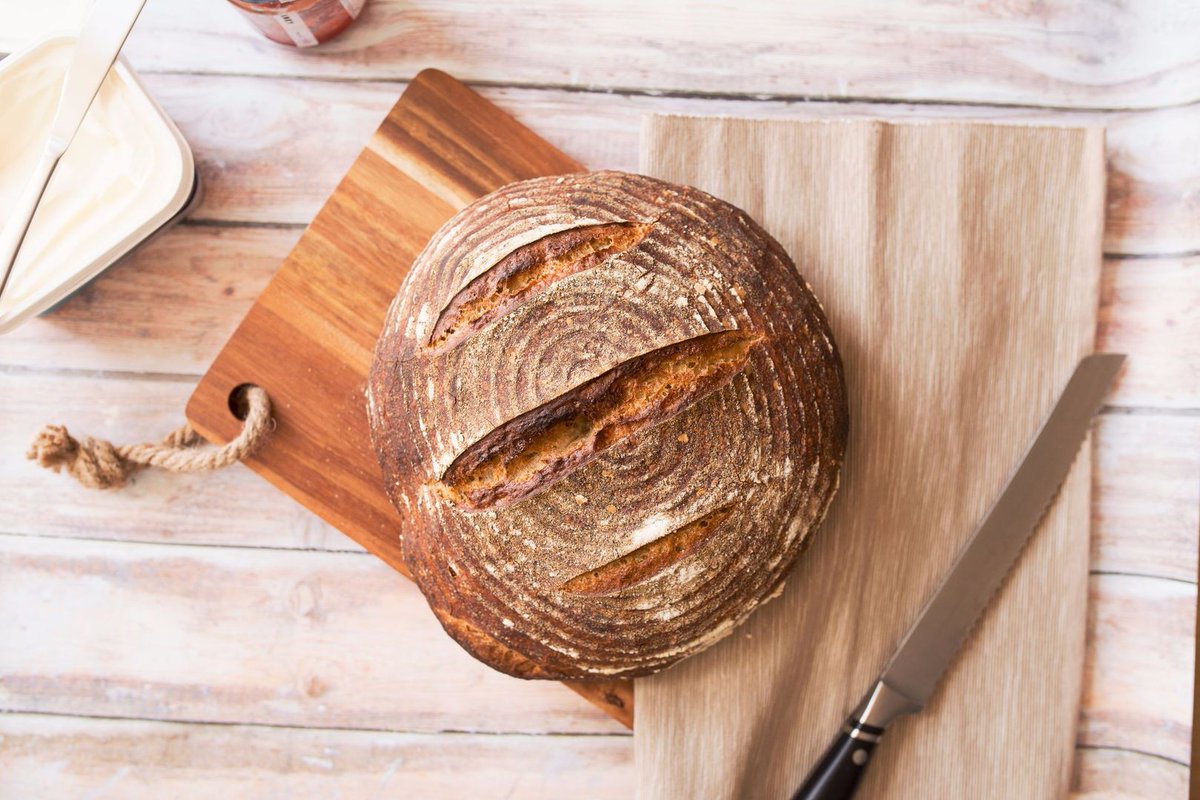 oxfordsbakery's tweet photo. Join us in the original Victorian bakehouse for our Super #Sourdough course. #BakeryCourse #Dorset https://t.co/E0k47RZsV3 https://t.co/Vj06nbU59n