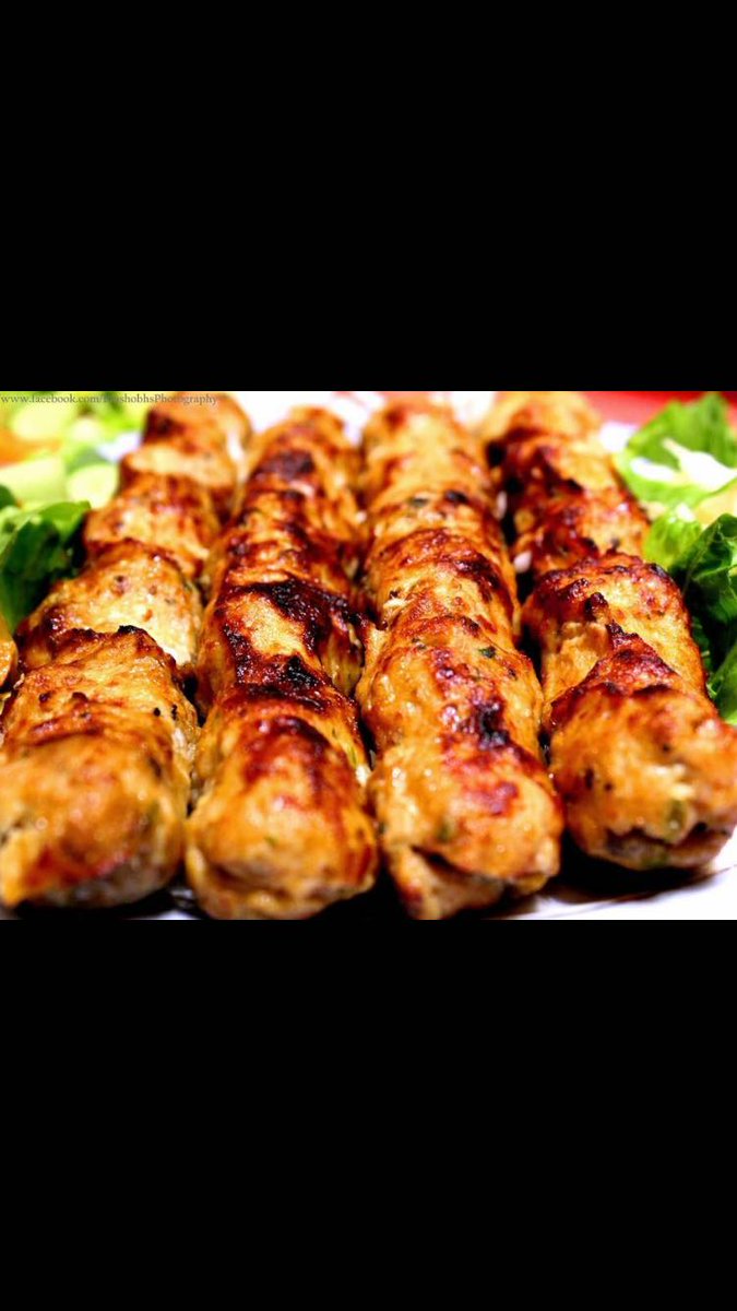 MaidstoneKebab's tweet photo. #BluePlanet2 #XFACTOR #MexicoGP #NationalCatDay #steps #Strictly #RobotWars #Girona #renault #vettelHamilton #mollie #Kvyat #kimi #maidstone https://t.co/F4JM2yPEoG
