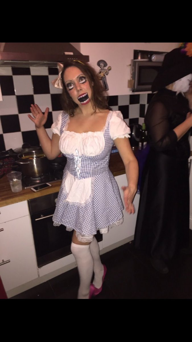 ashlaigh's tweet photo. @quizlivetonight #rosequiz https://t.co/sYUncK6xlV