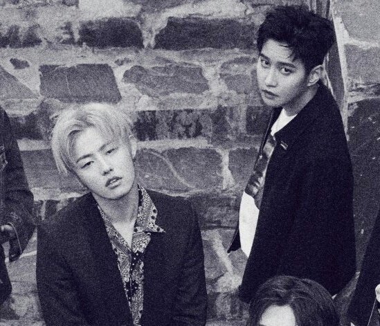 UBOMB_LOVE's tweet photo. Why BBomb looks younger than U-Kwon?
#ubomb #ukwon #bbomb #blockb #bastarz 
#유권 #비범 #블락비 #바스타즈 #블락비바스타즈 https://t.co/qCVdraIKpy