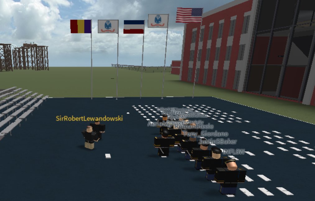 NOLONGERUSED888's tweet photo. Vice President Breslin accompanied Secretary Lewandowski at an inspection and awards ceremony at Fort Bragg this afternoon. https://t.co/WvjD7YDuuD