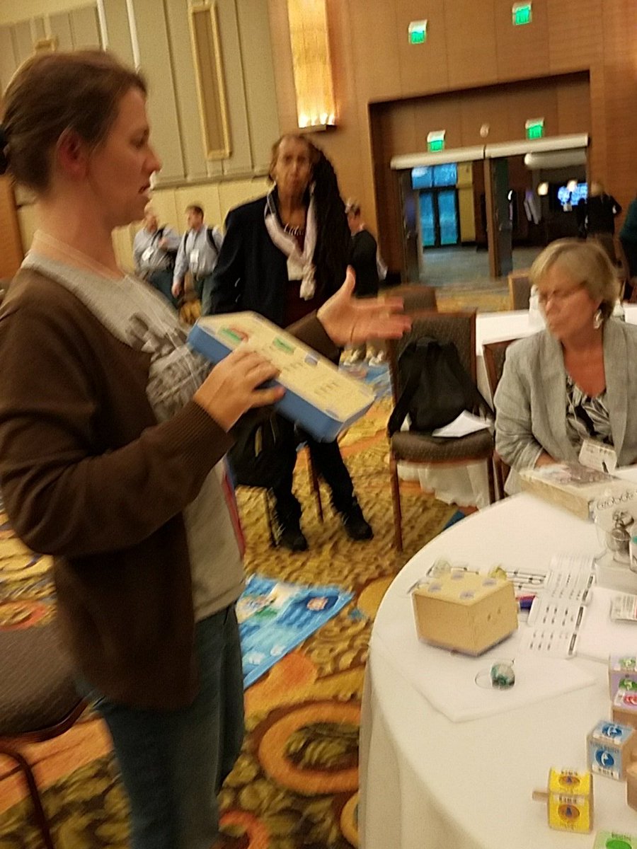 msClark105's tweet photo. cool for 1st graders!#caslceca17 https://t.co/6UpFLR26PH