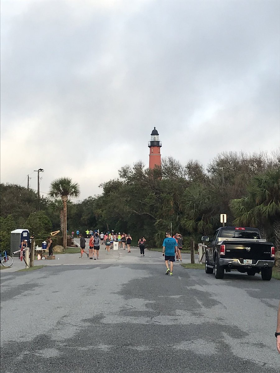 LynnsJourney's tweet photo. Perfect race weather for the #LighthouseLoop #HalfMarathon! https://t.co/xI9dVUUOwu