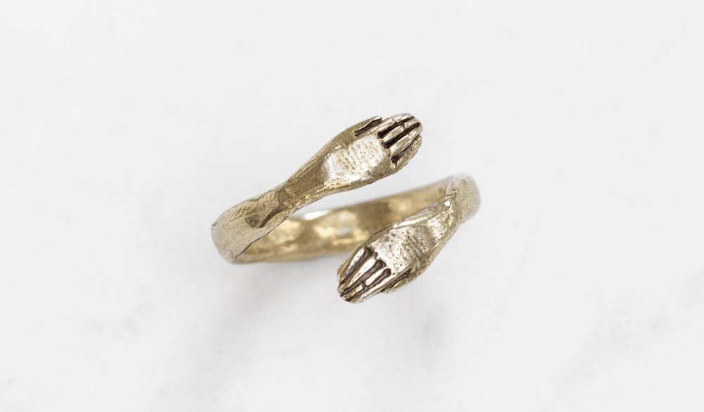 Etsy's tweet image. A hug for your finger. etsy.me/2yOpYO9