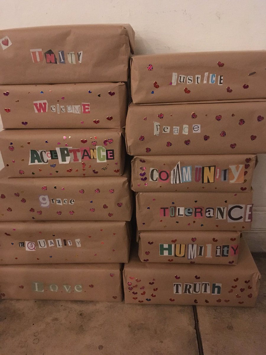 littlekgardener's tweet photo. Had a great time today at @StDulwich making the wall of #love and #unity #ReformationSunday #springinoursteps with Bishop Karowei https://t.co/T1qCUC6qO5
