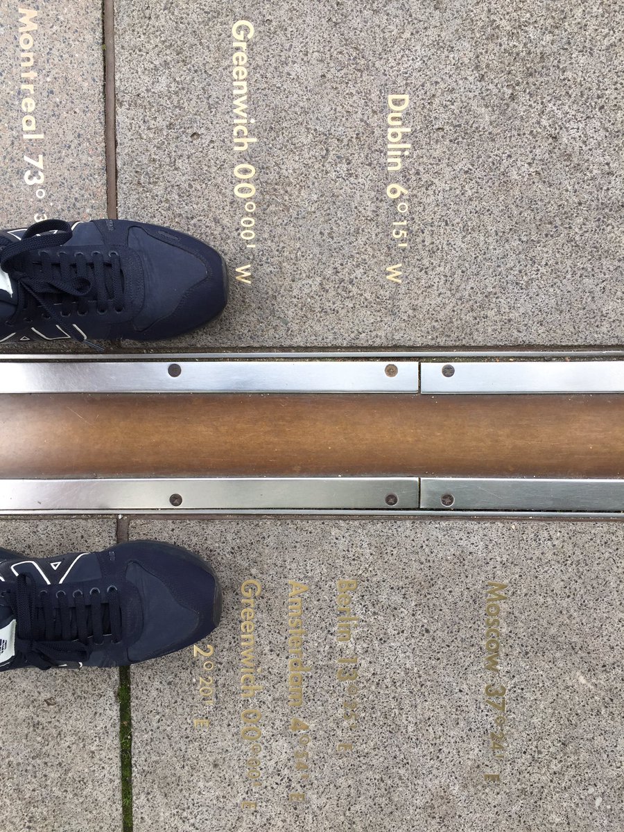 arjunkhara's tweet photo. From today, 29 Oct 2017, time begins from this line! #GMT #RoyalObservatory https://t.co/U8TB74rQZD