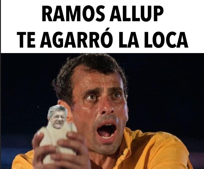 elbichit00's tweet photo. La oposición está fractura, el viejito sinvergüenza le dijo a sus ex amigos ni se vistan q no van
#QueEsUnEscualido
Plaza Diego Ibarra https://t.co/RBBTlgnCYi