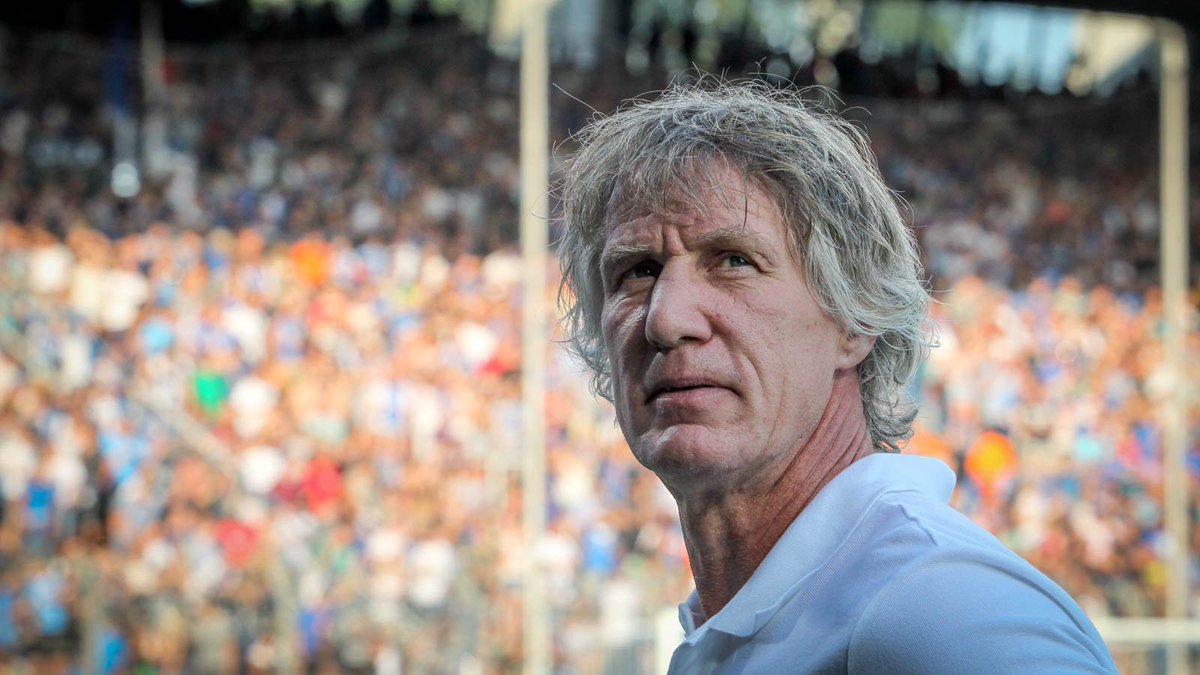 fctwente's tweet photo. DEFINITIEF: Gertjan Verbeek is de nieuwe trainer en technisch manager van #FCTwente. Welkom Gertjan! Lees meer ➡️ https://t.co/voXvv7yELk https://t.co/0g6qKwtRkV