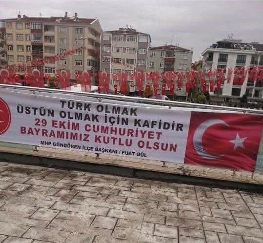 Allah'ın ayetine atıfta bulunarak muhalefet etmek küfürdür:
"..Allah katında en üstününüz en çok takva sahibi olanınızdır..." (Hucurat/13)