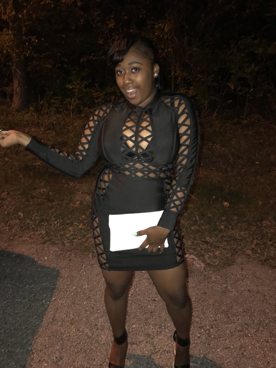 princesskiyyyy's tweet photo. If it wasnโt me, would you still feel me on my worst day?
#MUHC17 https://t.co/c0WNCcFLn4
