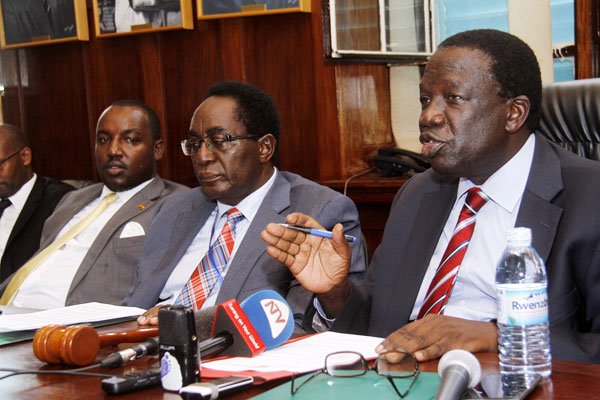 97fmRadiocity's tweet photo. #BIC97FM  #THROUGHTHEWEEKEND

LAW DONS REJECT 'AGE-LIMIT' INVITATION TO PARLIAMENT. https://t.co/HhOw5iA08p