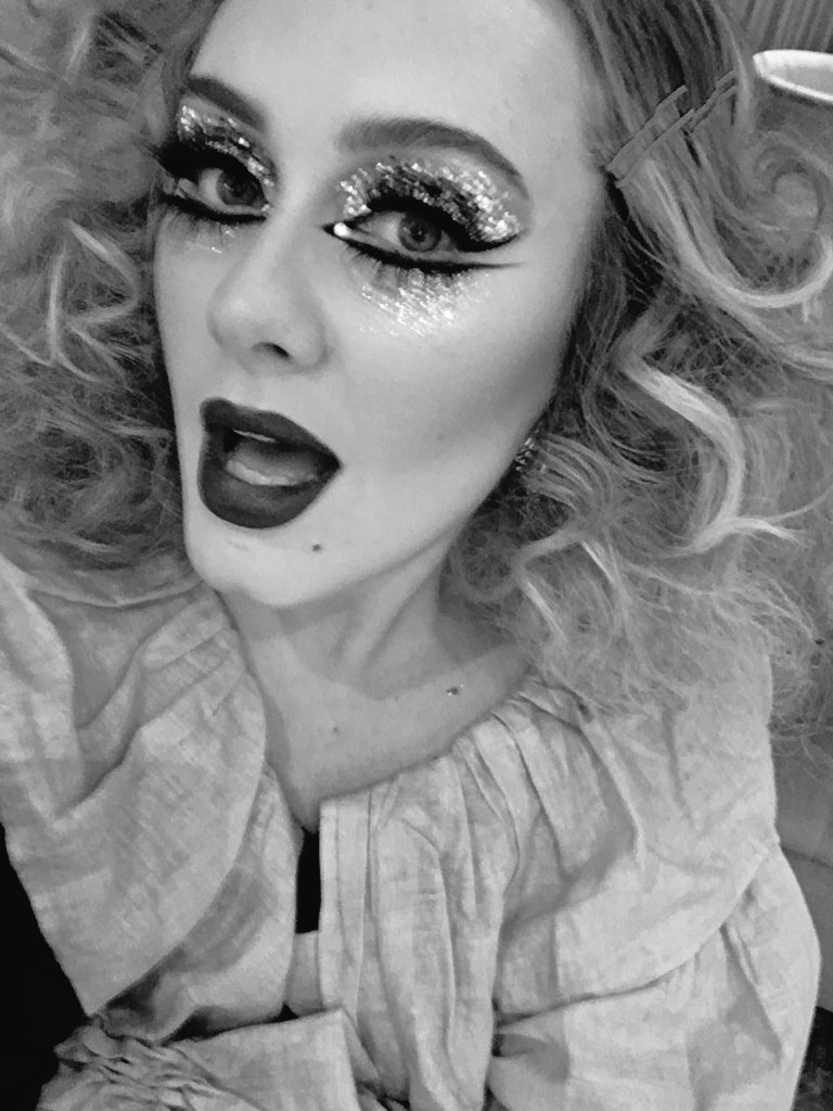 proudadele's tweet image. 