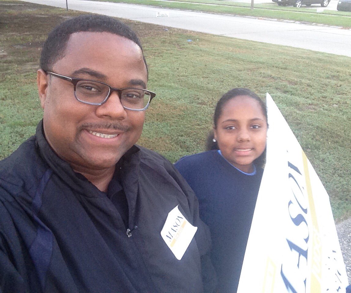 omar4judge's tweet image. Team Mason on the move ... #omar4judge