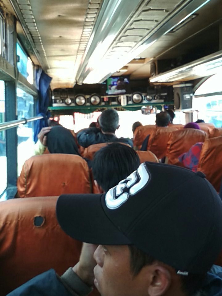 zackishaq's tweet photo. @kemenhub151 kasian mereka nunggu 2 jam ngetem di terminal jember, gegara management PO yg gak jelas. 
Kapan penumpang bus dpet kenyamanan?? https://t.co/5o5q2wB23c