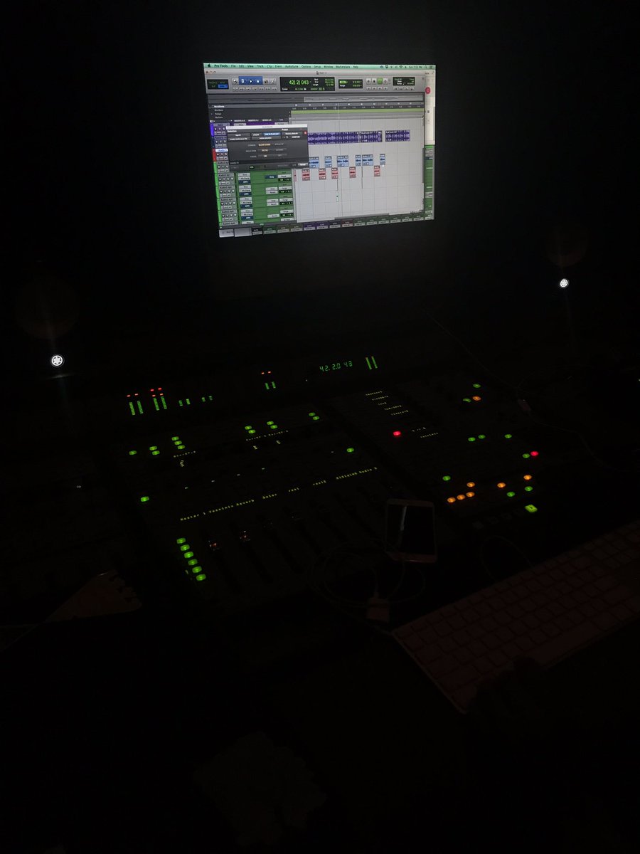 Sauce1of1's tweet image. Working 🎧🎼💥 #LevelUnlocked 🔓 Soon