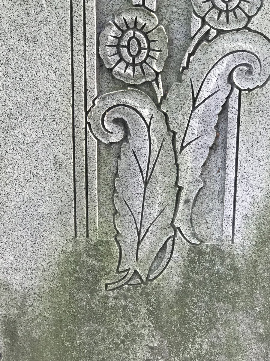 LauraAnn1018's tweet photo. #CemeteryBingo https://t.co/dSuVRftcHO