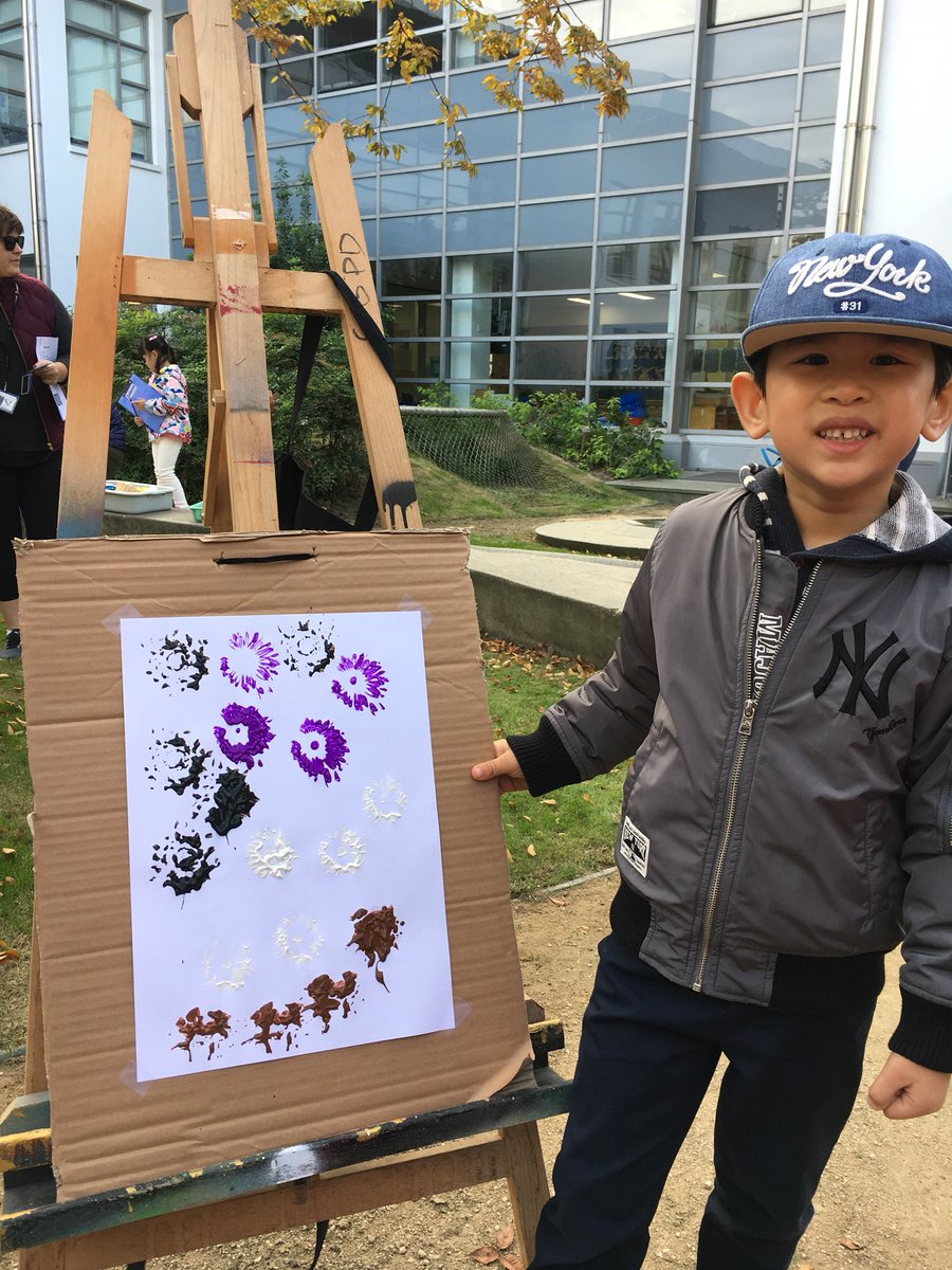 malihaiq5's tweet photo. Kinder Ss enjoying a beautiful #OutdoorClassroomDay @OutdoorClassDay #ESPDrocks #WhoNeedsWalls @SASchina @elainevoge @ErinScripnick https://t.co/1HCCsHz9cU