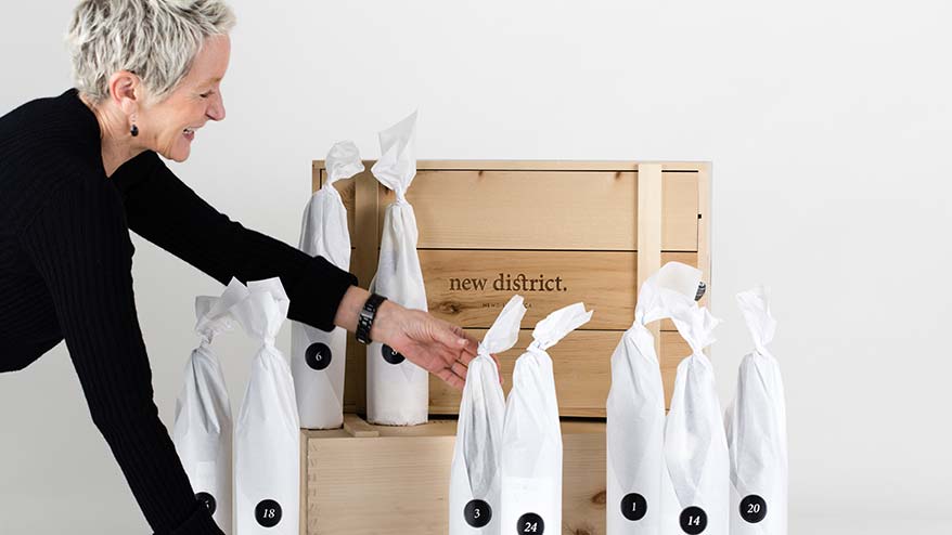 Our advent calendar includes bottles for a holiday gourmet dinner and for welcoming the neighbours! bit.ly/2yPdgOQ <a href="/newdistrictwine/">New District</a>