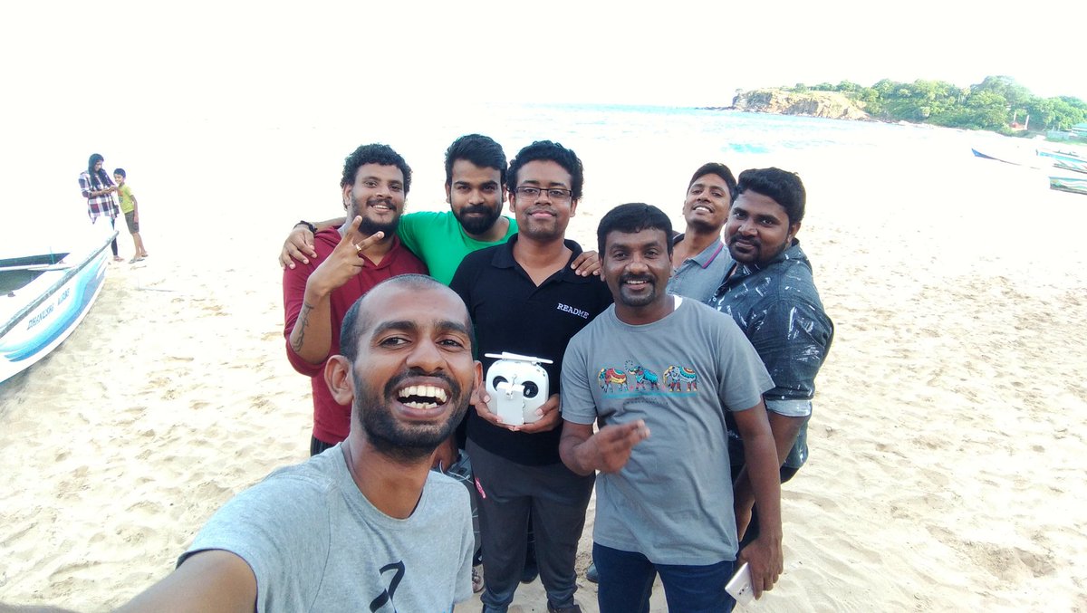 sharanyanlk's tweet photo. #Swtrinco Memories :) https://t.co/ie9CaKkClF