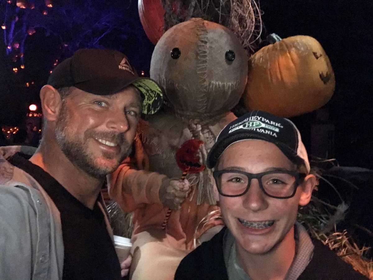 #HHN27