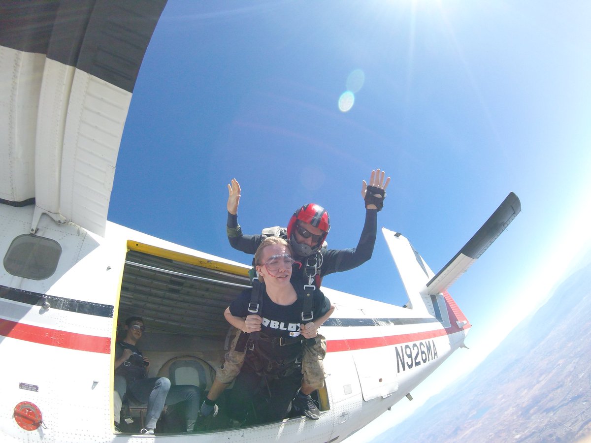 Skydive 14,000 feet for free VIP &amp; Admin