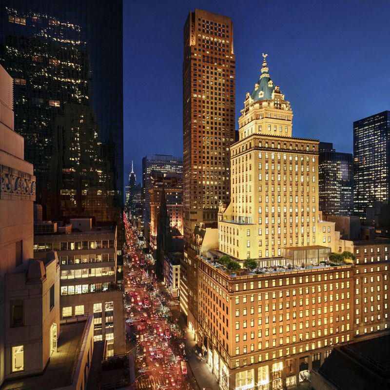 #ComingSoon 2020: Terletak di Fifth Avenue & 57th Street, hotel mewah ini akan menempati Crown Building yg ikonik.

#amanresort #amannewyork