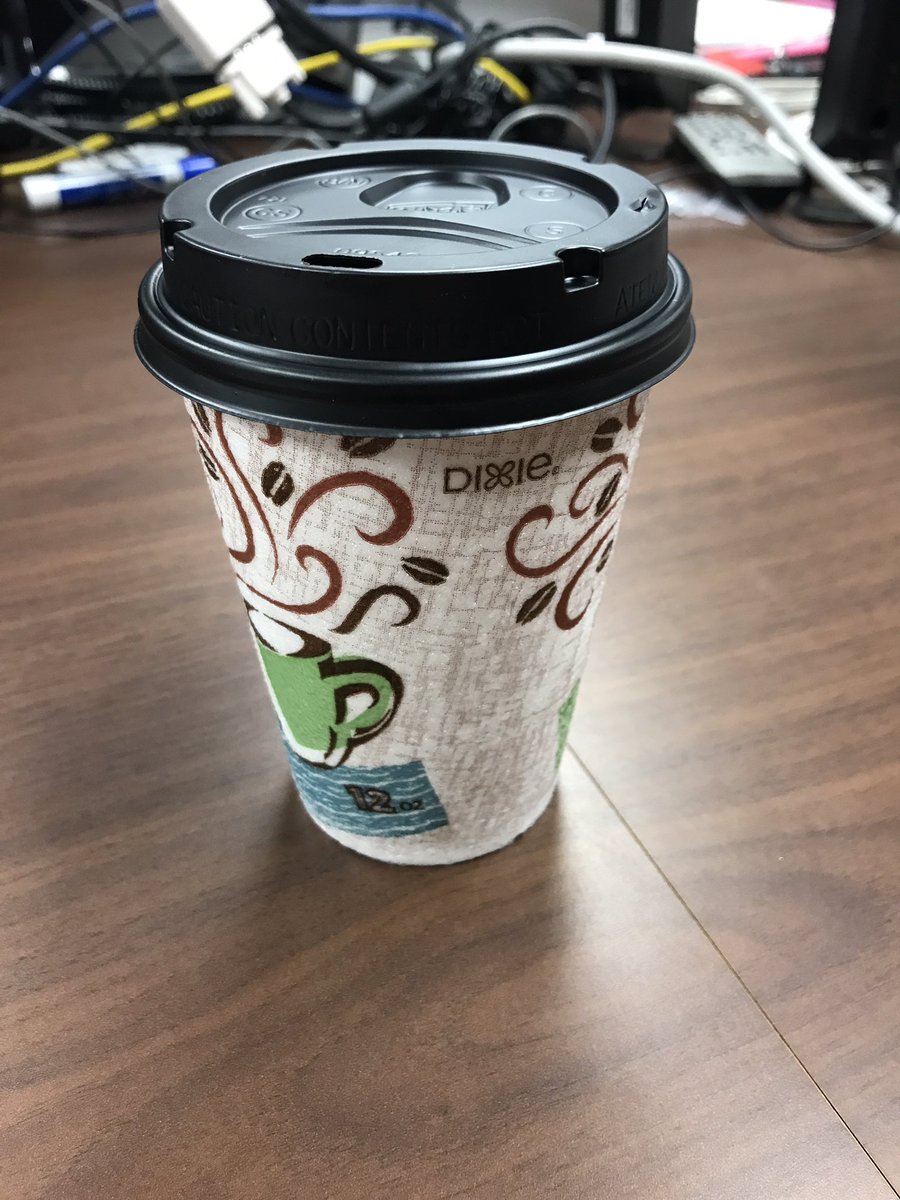 saactg2017's tweet photo. Couldn't afford name brand coffee due to such high proxies of textbooks 👎🏻 https://t.co/AQgTQpl9jE