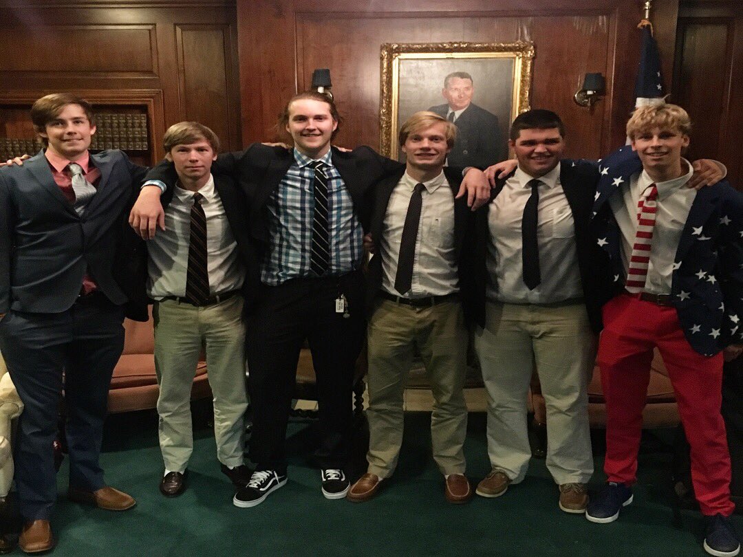 ouphipsi's tweet photo. Great weekend here at Ole Phi Psi! Now it’s time to hit the books again, boys! https://t.co/D5xz63gyER