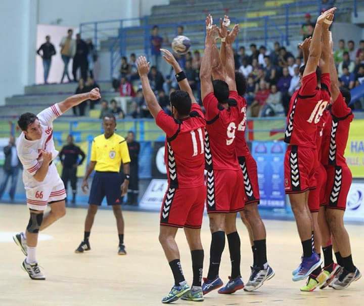 Sayed03123023's tweet photo. #ملوك_الصالات
ارفع ايدك ... ��لزمالك سيدك https://t.co/UWGps2wMtQ
