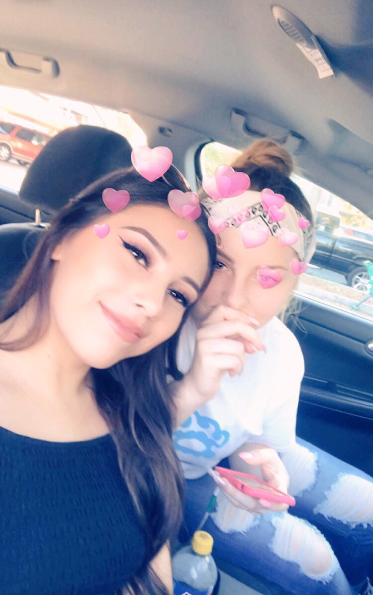 Happy birthday lil mama, enjoy your 18th, i love you with my whole heart   