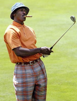 ParDeCampoMX's tweet photo. No importa que seas el mejor en una disciplina. Llegará el momento donde el #Golf te seduzca. 

¿Verdad #MichaelJordan? https://t.co/2xthTWenNL