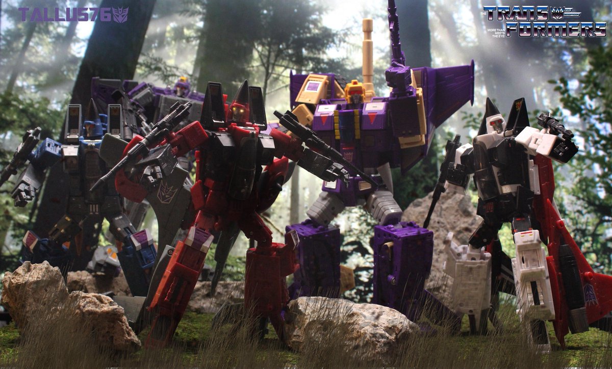 Tallus76photos's tweet photo. #Transformers #ThirdParty #3rdParty #DX9 #YesModel #Seekers #Decepticons https://t.co/mvhtuMJ6Pp