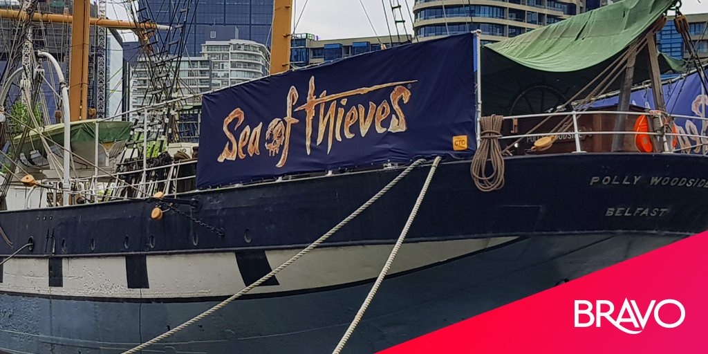 bravoprint's tweet photo. We were super busy #fabricprinting for #PAX over the past few weeks.  Here's a clever execution to celebrate #MicrosoftStudios #SeaOfThieves https://t.co/jym9KmxQJr