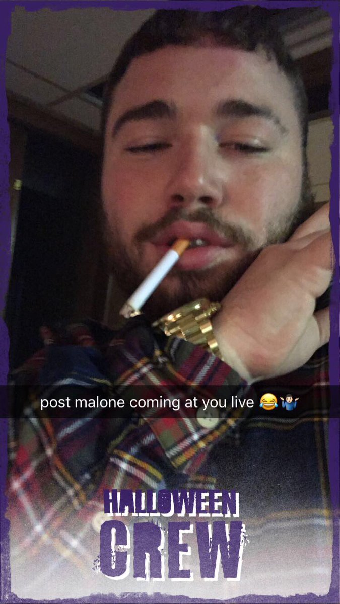 xCaZi's tweet photo. tried my best @PostMalone 😂😂🤘🏼 https://t.co/mxXUAWFmNf