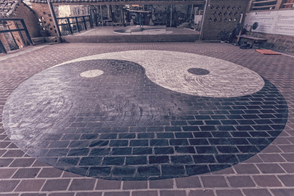 ponderingpdwn's tweet image. New blog post: Traditional Tai School - Yangshuo China #blog #ontheblog #freshontheblog charnette.wordpress.com/2017/10/30/tra…