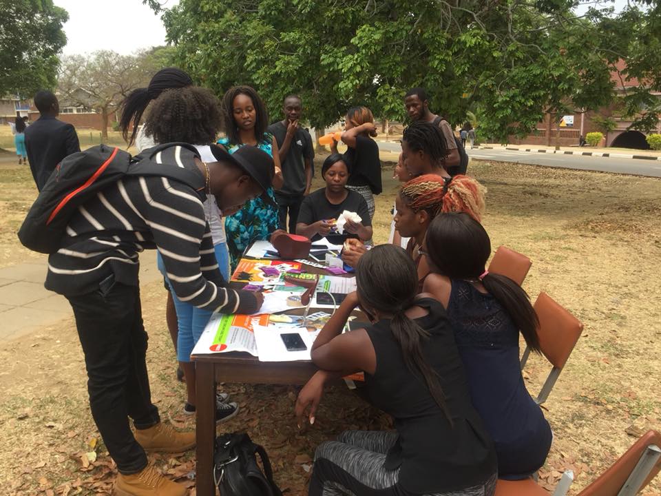 ureportzim's tweet photo. University of Zimbabwe peer educators delivering SRH, GBV information to fellow students at #UZSaywhat . #GraduateAlive https://t.co/lfnGTVXJv6