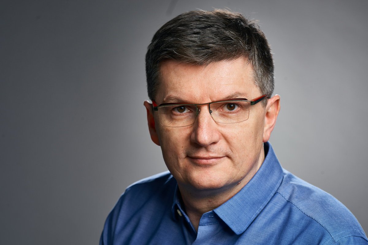 Startajsi's tweet photo. (intervju) Kaj že danes zmore umetna inteligenca in česa še dolgo ne bo https://t.co/mmjjt5BJtQ https://t.co/RoNcQPXGJL